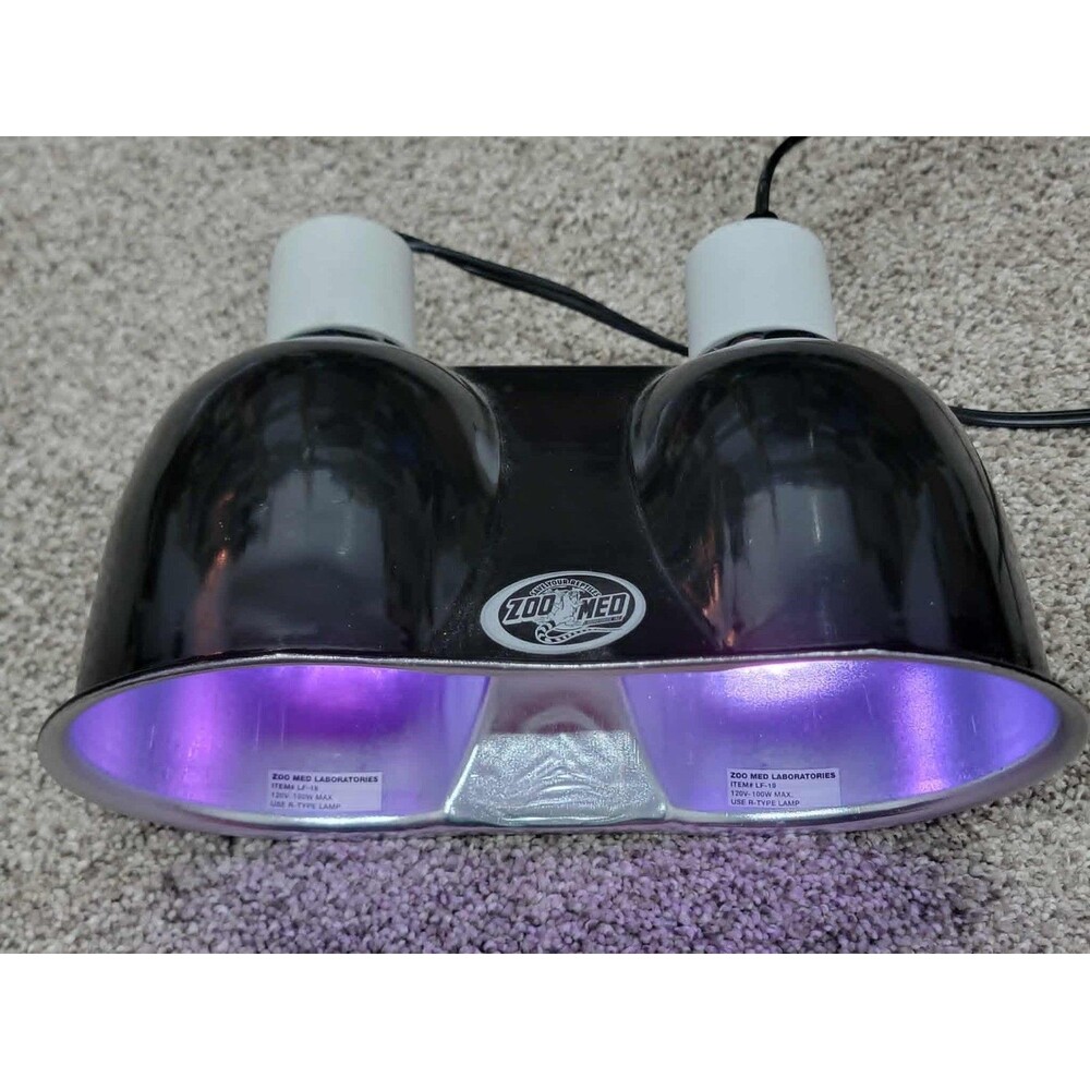 Zoo Med Lab Reptile Dual Lighting Heat Lamp - Tested - Works!